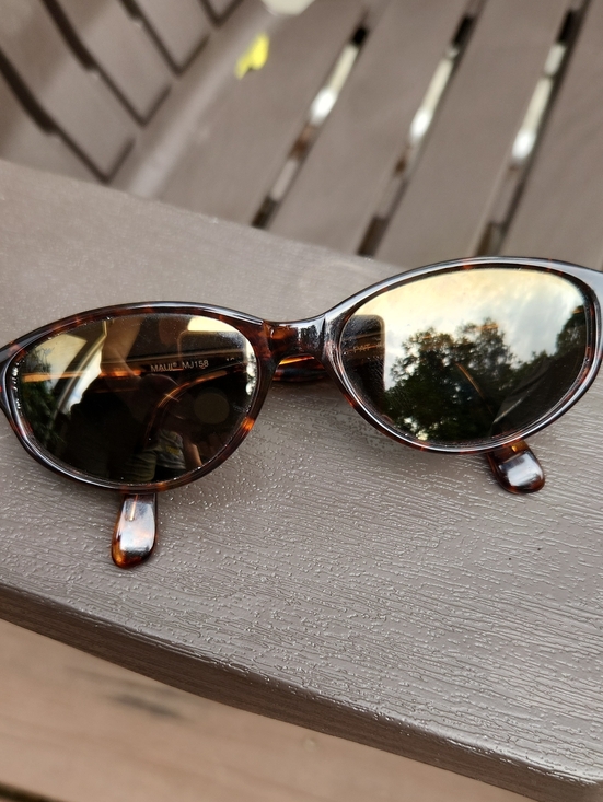 Maui Jim Accessories - Vintage Maui Jim Tortoiseshell Sunglasses MJ158. 10